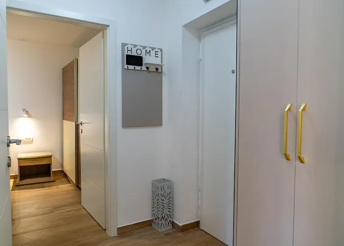 Dado With Cover Parking On Ideal Location Apartment Dubrovnik