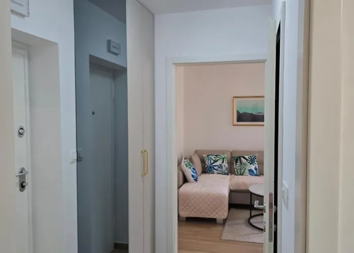 Dado With Cover Parking On Ideal Location