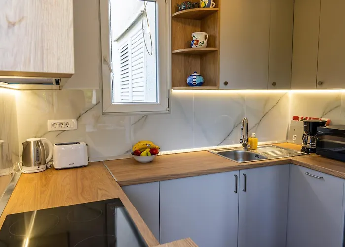 Apartament Dado With Cover Parking On Ideal Location