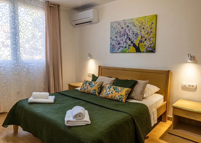 Apartament Dado With Cover Parking On Ideal Location