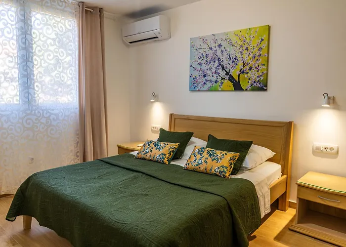 Apartment Dado With Cover Parking On Ideal Location Dubrovnik