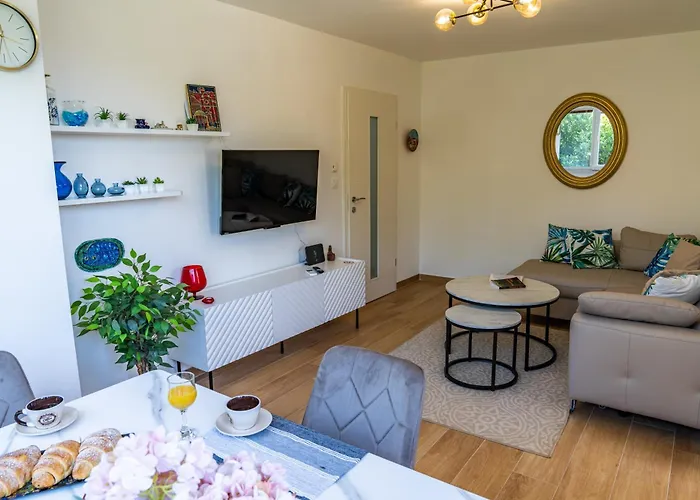 Dado With Cover Parking On Ideal Location * Dubrovnik