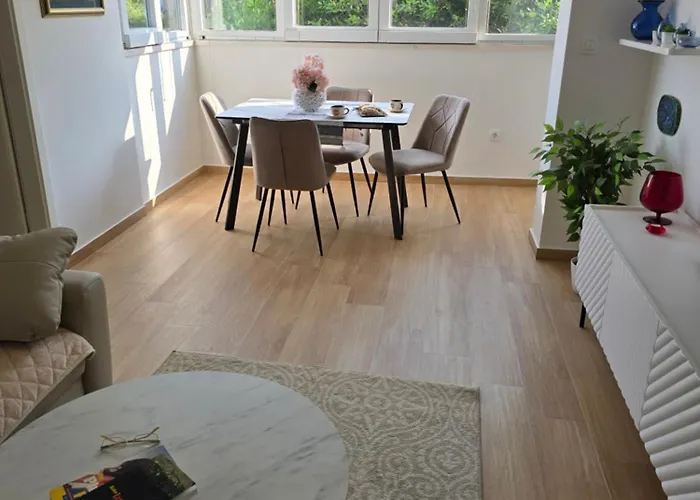 Dado With Cover Parking On Ideal Location Apartment Dubrovnik
