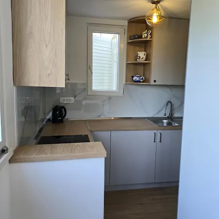 Apartment Dado Sa Nadkrivenim Parkingom Na Idealnoj Lokaciji *