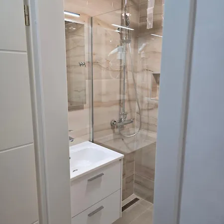 Apartment Dado Sa Nadkrivenim Parkingom Na Idealnoj Lokaciji *